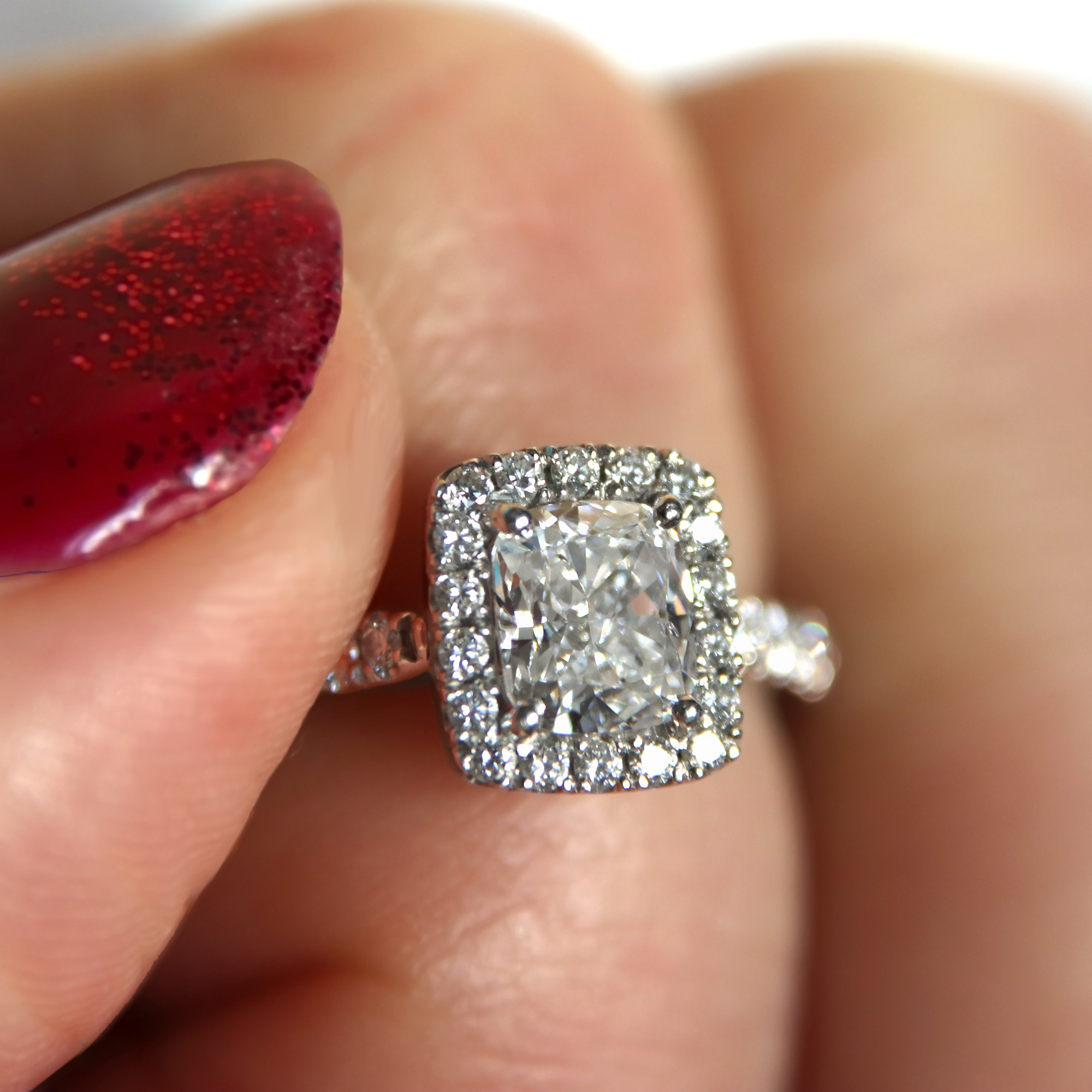 Cushion-Cut Diamond Cluster Ring - Image 3