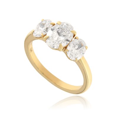 Laboratory-Grown Oval-Cut Diamond Trilogy Ring