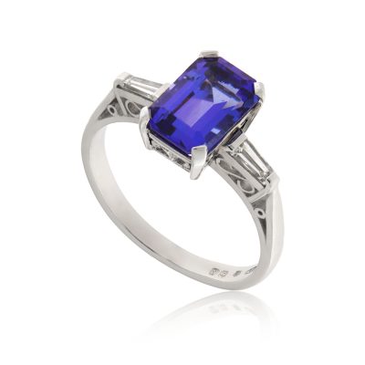 Tanzanite & Diamond Trilogy Ring