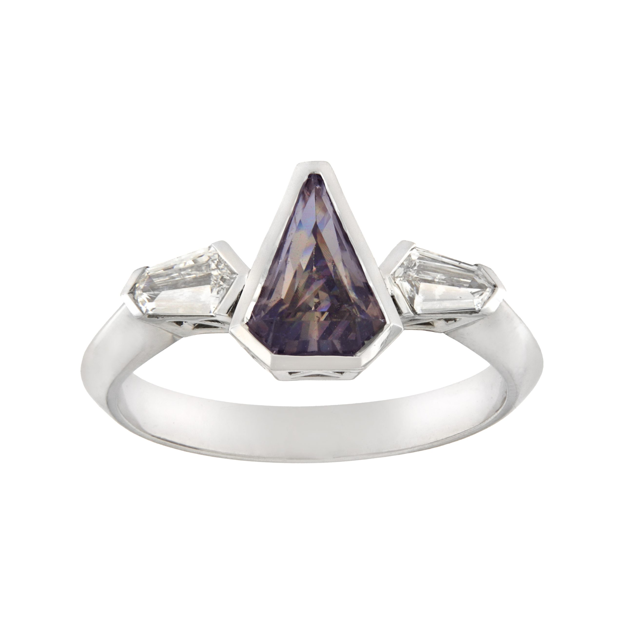 25122 – Purple Kite Sapphire and Diamond 3 Stone Platinum Ring Purple Kite Cut Sapphire & Diamond Ring